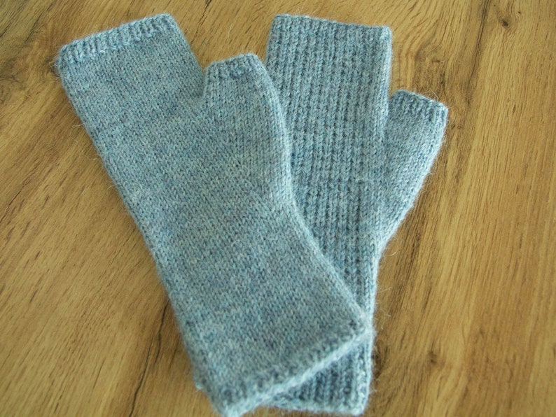 Fingerless Gloves Knitting Pattern