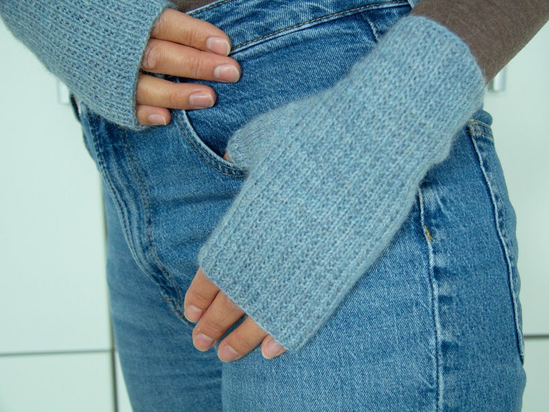 Fingerless Gloves Knitting Pattern